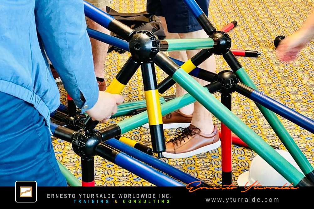 Building Bridges: Reflexión final sobre el poder de la unión y el trabajo conjunto en Building Bridges – Construyendo Puentes